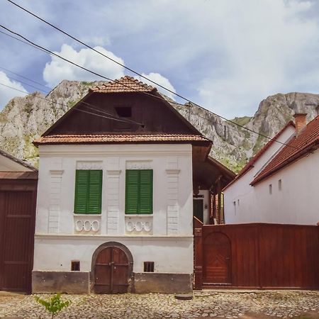 Casa De Vacanta Harsfa Vendeghaz 里梅泰亚 外观 照片